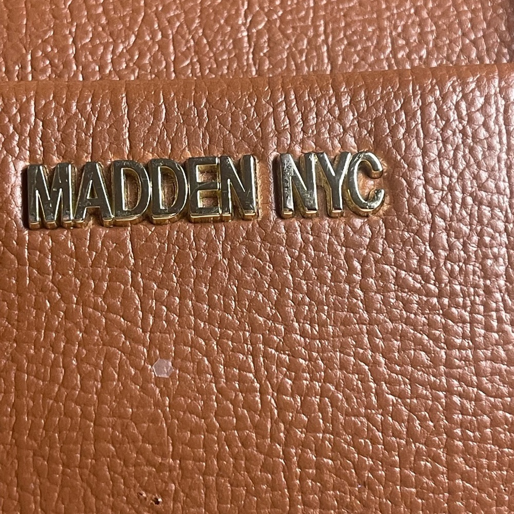 Madden NYC Brown Barrel Satchel Crossbody Dual Handles Zipper Pouch - Picture 8 of 8